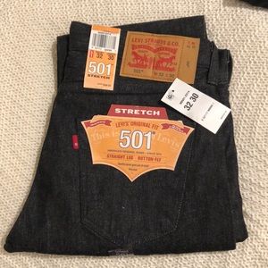 •• S O L D •• 𝚕𝚎𝚟𝚒’𝚜 𝟻𝟶𝟷